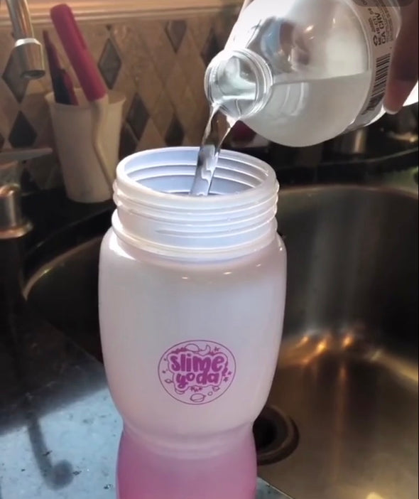 SlimeYoda Color Changing Water Bottle (translucent to pink)